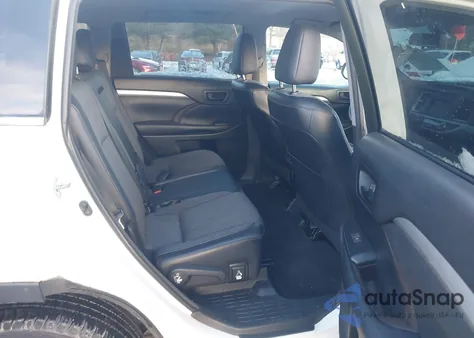 2015 Toyota Highlander Le Plus V6 из США, поврежденный, VIN 5TDBKRFH1FS189364